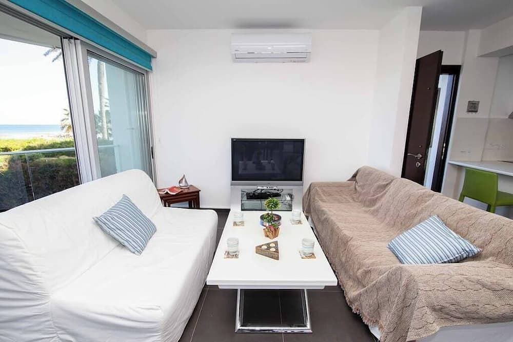 Foto 7 von 30: 3-Zimmer-Wohnung am Sandstrand von Ayia Triada