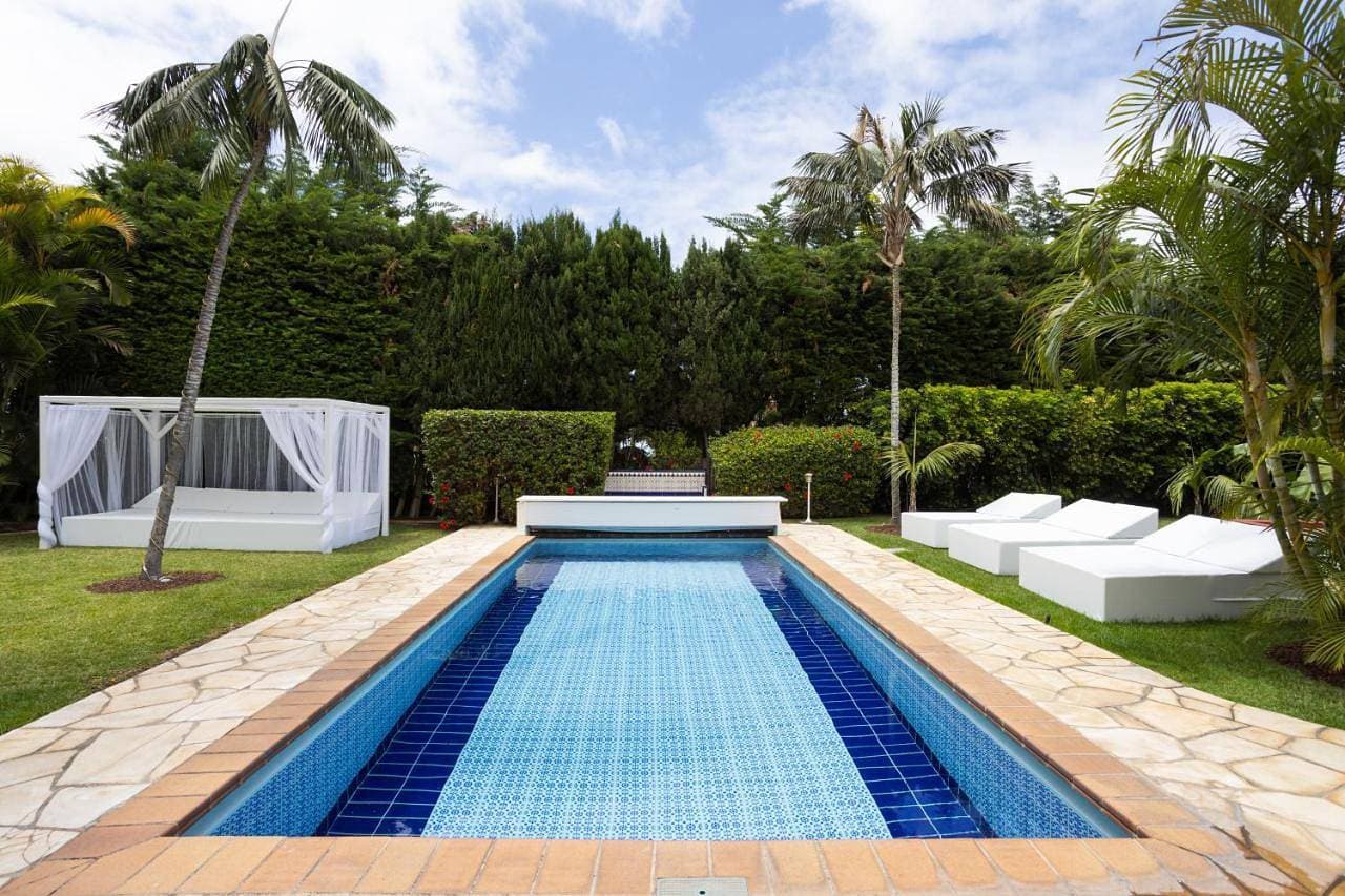 Foto 2 von 5: Villa with Private Pool