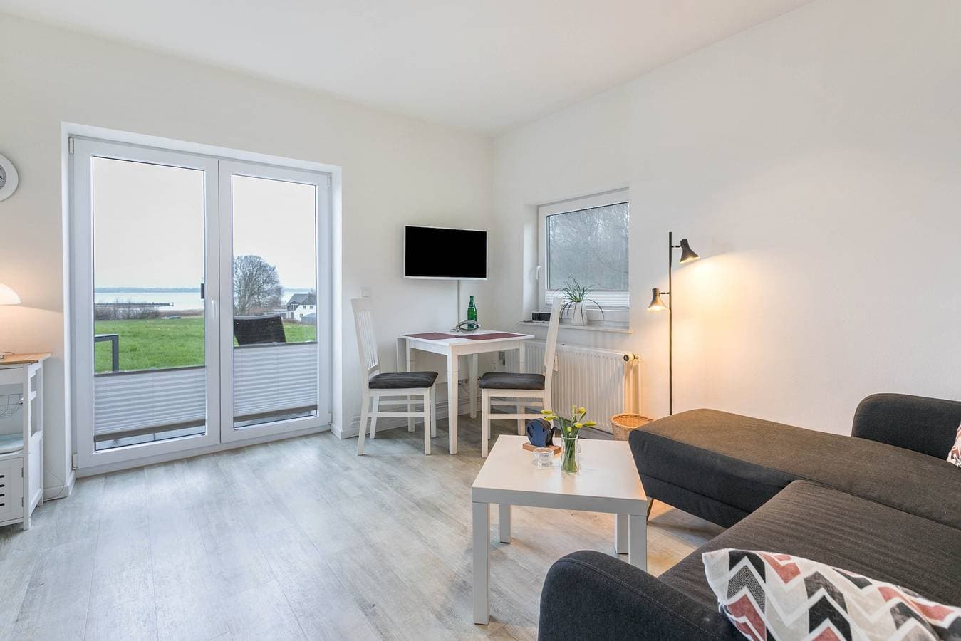 Foto 2 von 24: Ferienhaus 'Ostseeblick' mit privater Terrasse und Meerblick