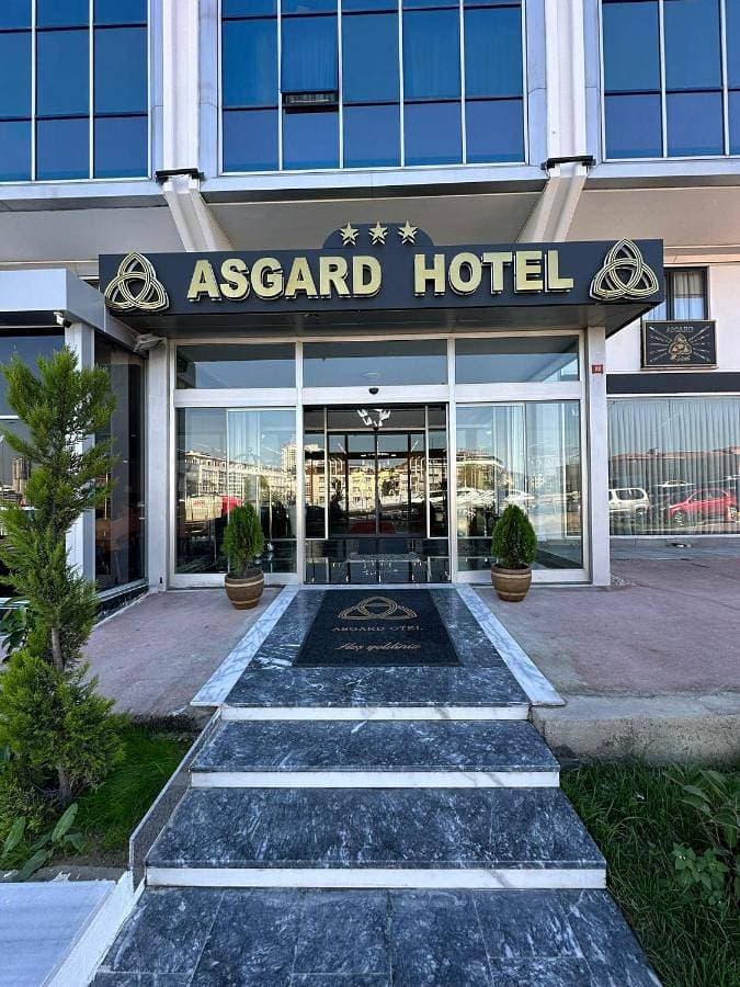 Asgard Hotel 1