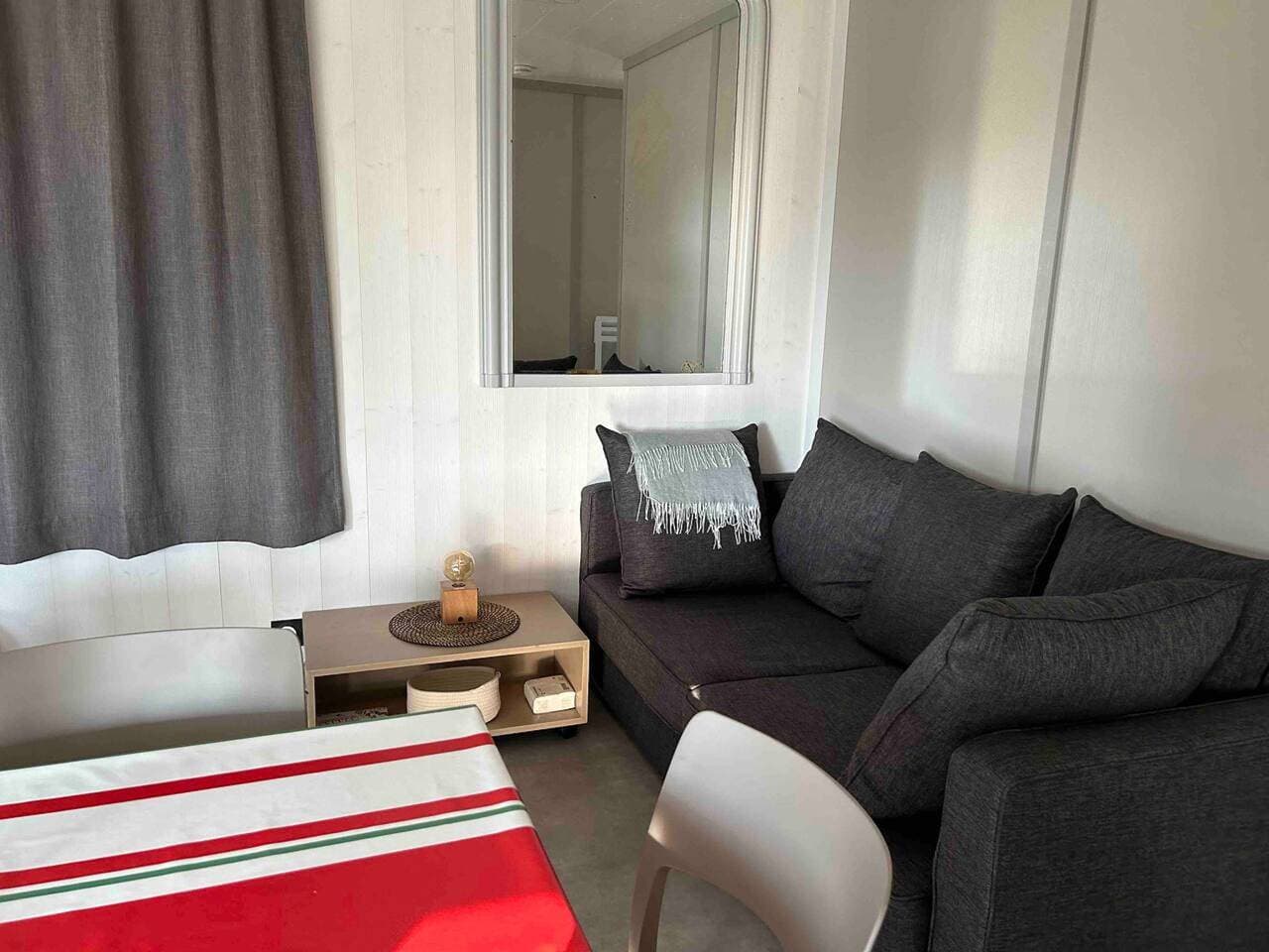 Foto 13 von 20: Charmantes Chalet mit Spa in Hasparren, 50 m², Gemeinschaftspool