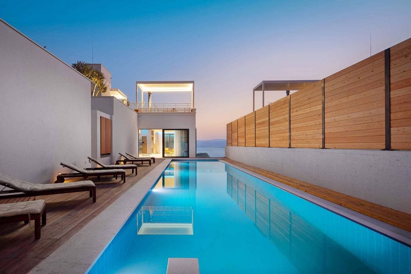 Hochwertig gestaltete Villa Bura mit beheiztem Pool, Whirlpool, Wellness, Fitnessraum, Sauna, 3 Schl... 1