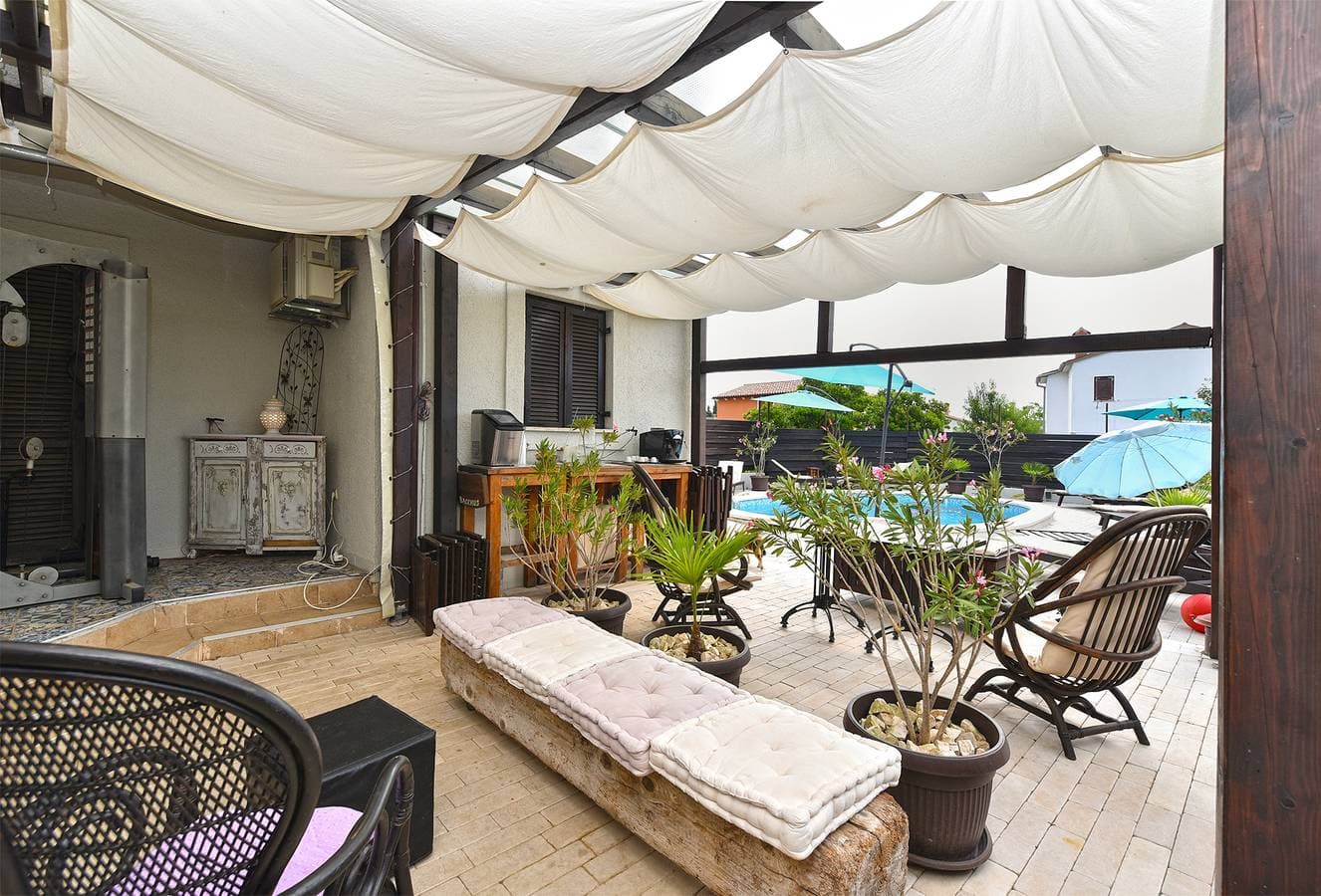 Foto 3 von 29: Ferienwohnung für 2 Personen mit Pool