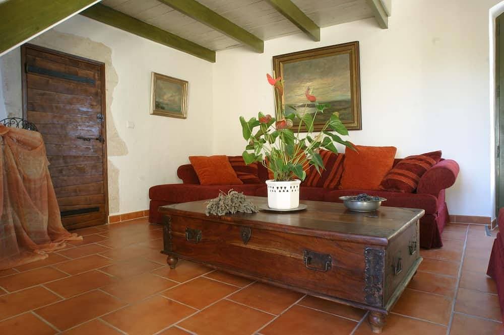 Foto 7 von 25: Provence, privat pool, Ardèche, Avignon, Uzès, spricht Deutsch, dog welcome