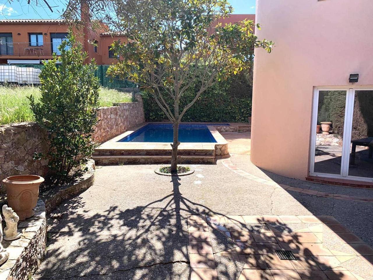 Foto 10 von 17: Villa with Private Pool