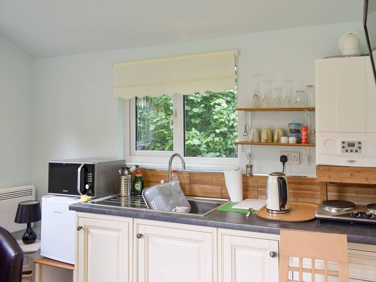 Foto 4 von 17: Shepherds Hut 3 at Laddingford - Uk32532