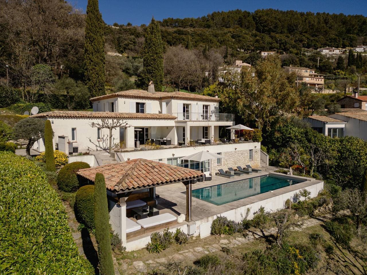 Villa mit Panoramablick auf Cannes 1