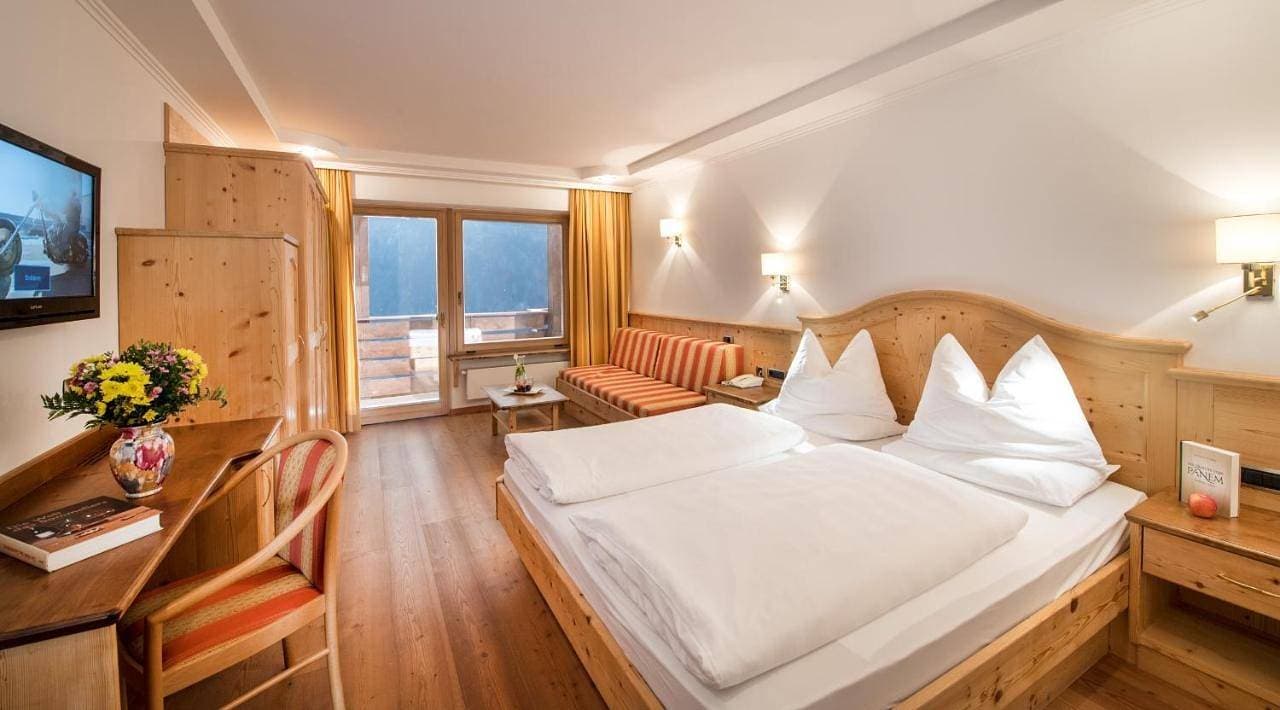Foto 4 von 7: Economy Double Room