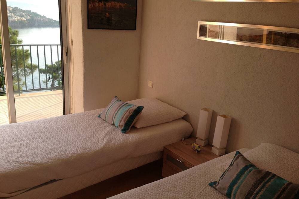 Foto 3 von 30: Am Meer, super Ausblick, 4 Pers., Terrasse, Ruhe, privater Zugang, Parkplatz
