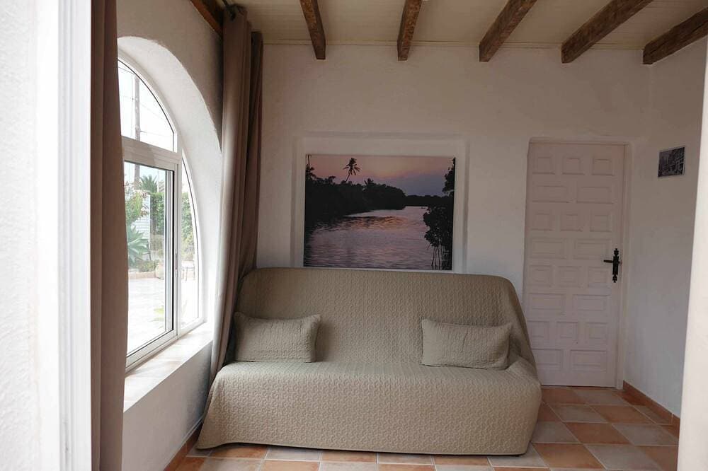 Foto 11 von 30: Schönes freistehendes Haus mit allem Komfort, Schwimmbad und ohne Einsicht!