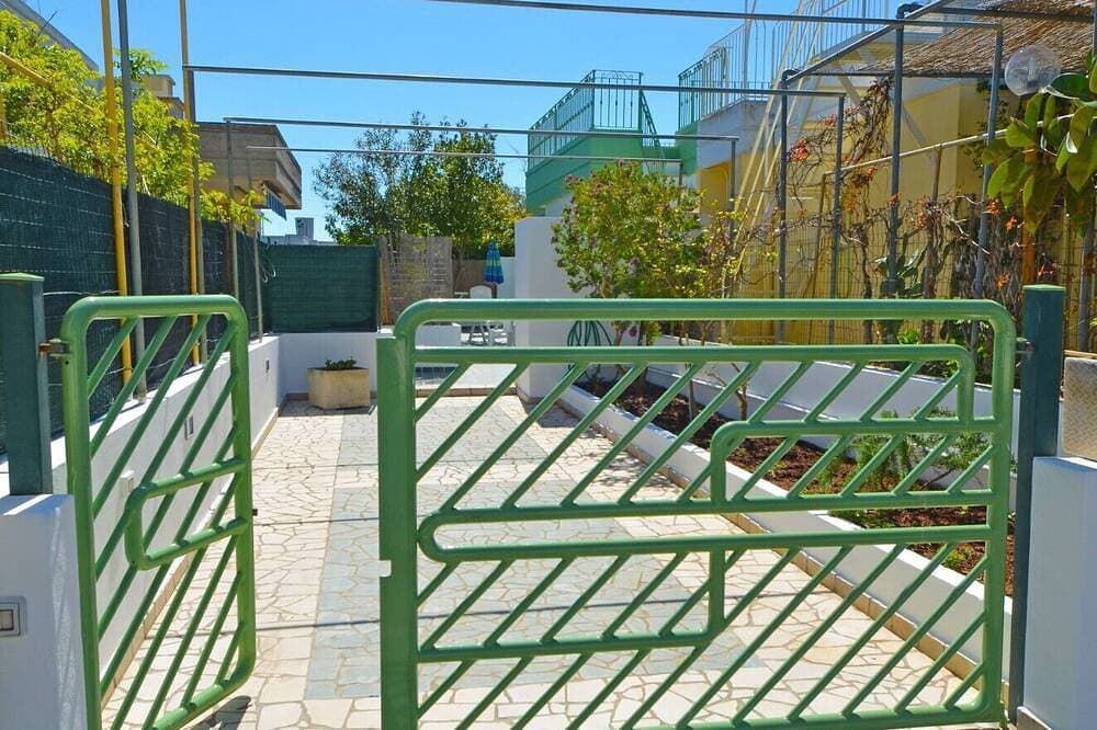 Foto 10 von 30: Wohnung mit großem Garten und Parkplatz nur wenige Schritte vom Meer entfernt