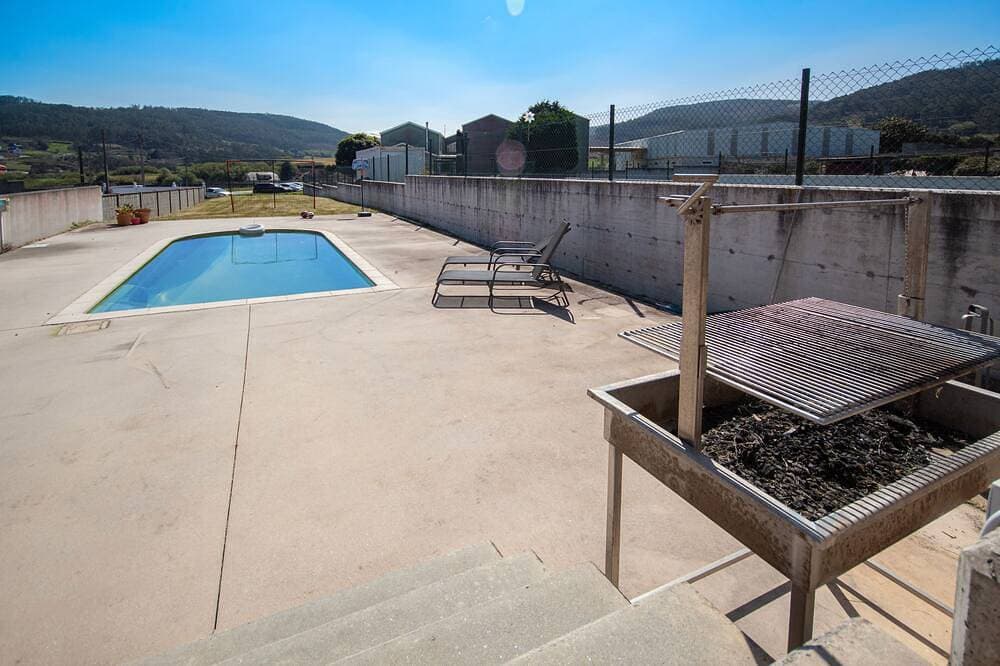 Foto 13 von 15: Ag Villa Razo Deluxe, with swimming pool and beach 400m away