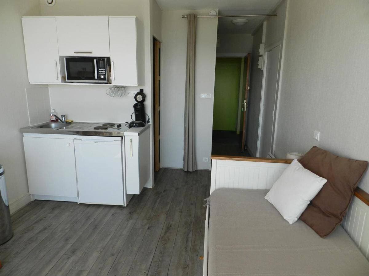 Foto 3 von 31: One-Bedroom Apartment