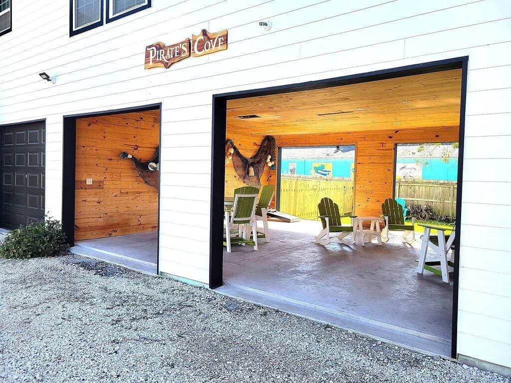 Foto 11 von 28: Affordable Efficiency 717E--In-Town, Easy Beach Access, and Pet-Friendly!