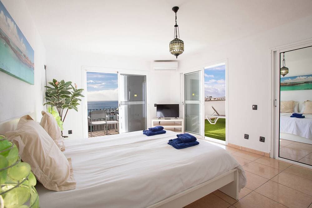 Foto 2 von 30: Penthouse 120m2, 200m vom Strand, Meer und Dorf entfernt