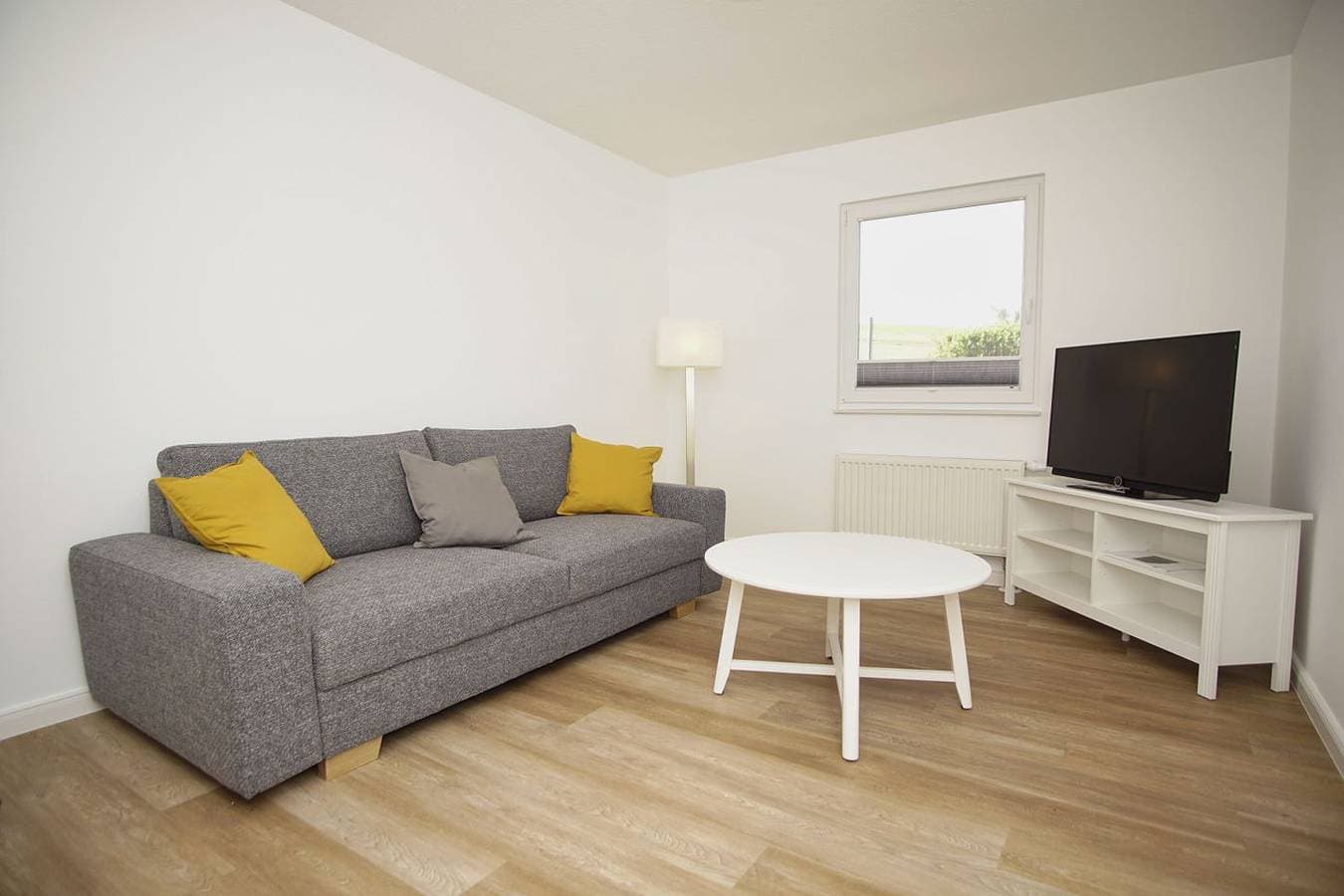 Foto 3 von 24: Ferienwohnung mit Terrasse in ruhiger Lage - Haus Südperd FeWo Strandwinde