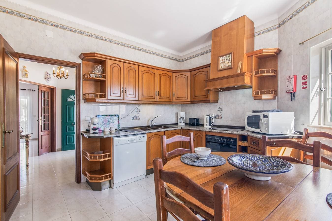 Foto 6 von 35: Villa „Alcaria Grand House“ mit privater Terrasse, WLAN und Klimaanlage