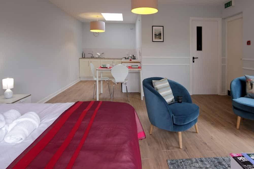 Suite-Apartment-Eigenes Badezimmer-Ambassador Suite 1