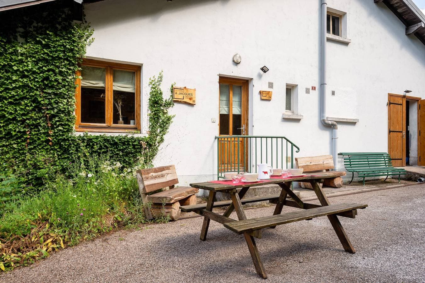 Foto 3 von 12: Ferienwohnung für 5 Personen mit Terrasse