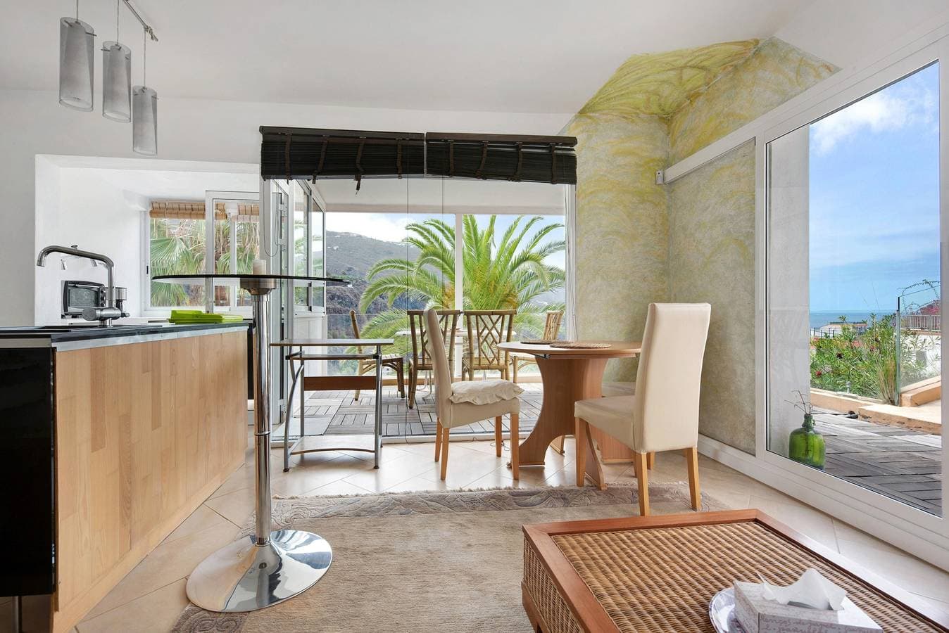 Foto 4 von 29: Haustierfreundliches Ferienloft Doa mit Meerblick, WLAN und Terrasse