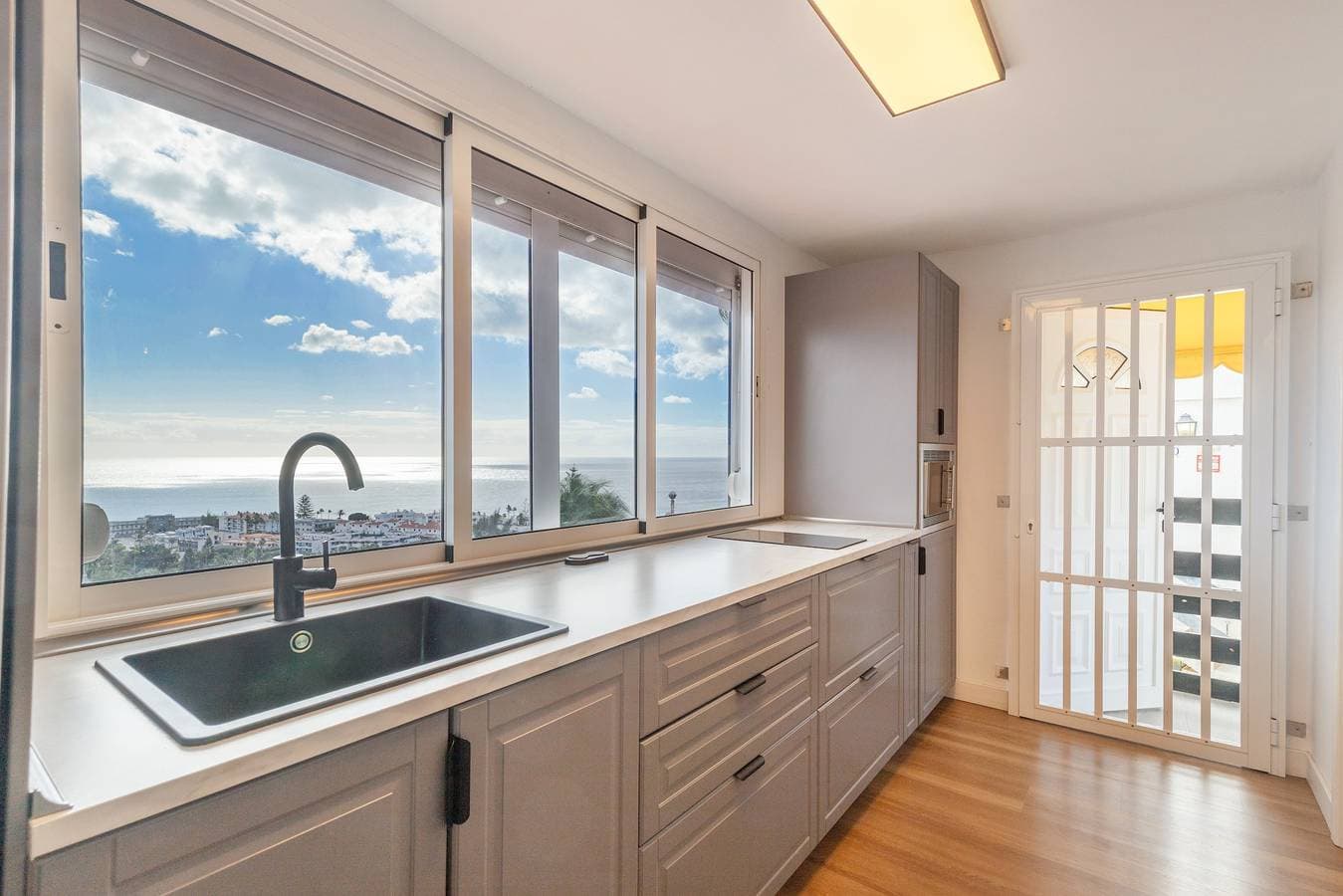 Foto 5 von 25: Ferienwohnung 'Monterojo San Agustin Las Burras' mit Meerblick und Klimaanlage