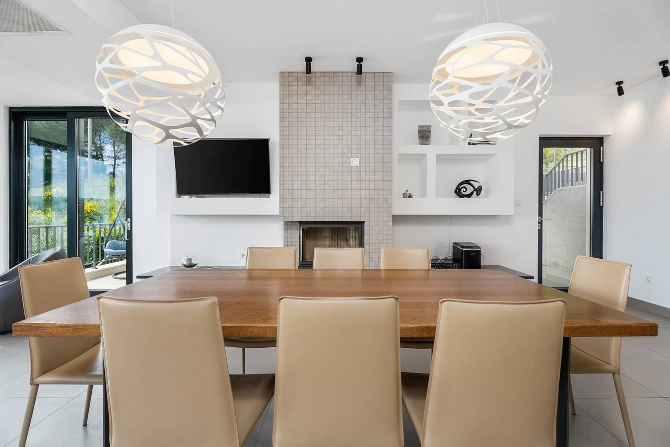 Foto 12 von 50: Neu! Luxus, direkt am Meer Villa Ivan mit beheiztem Pool nur 100 m vom Strand