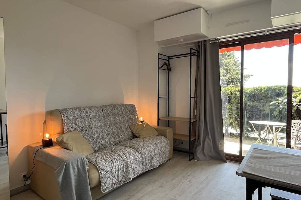 Foto 6 von 15: Studio Avec Terrasse, à Vence