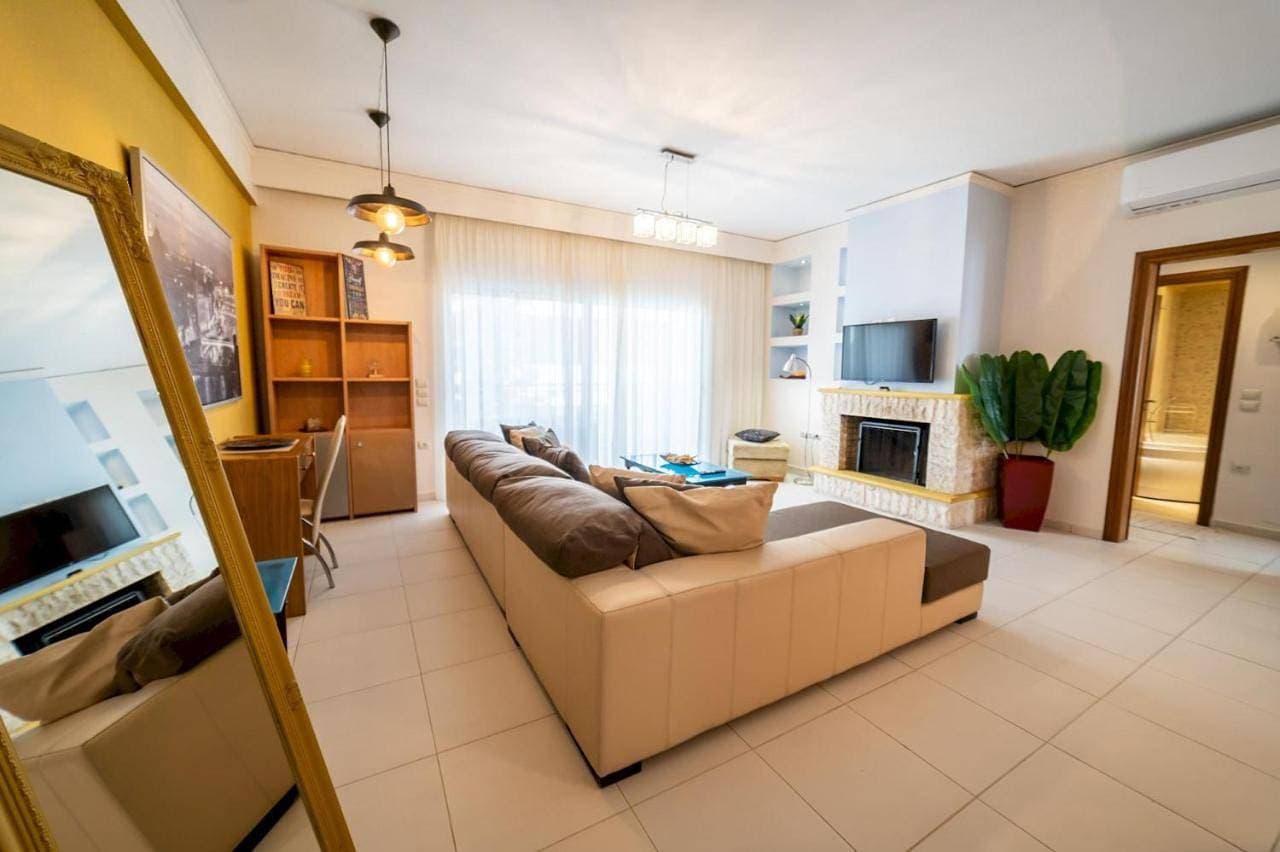 Heronissos City Center Apartment 1