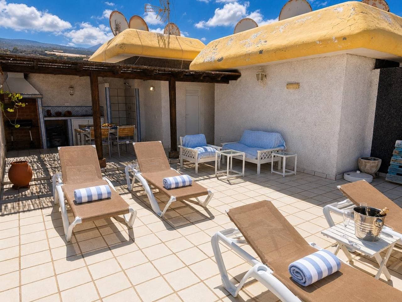 Foto 5 von 25: Apartment mit Terrasse und Meerblick in Playa de la Arena