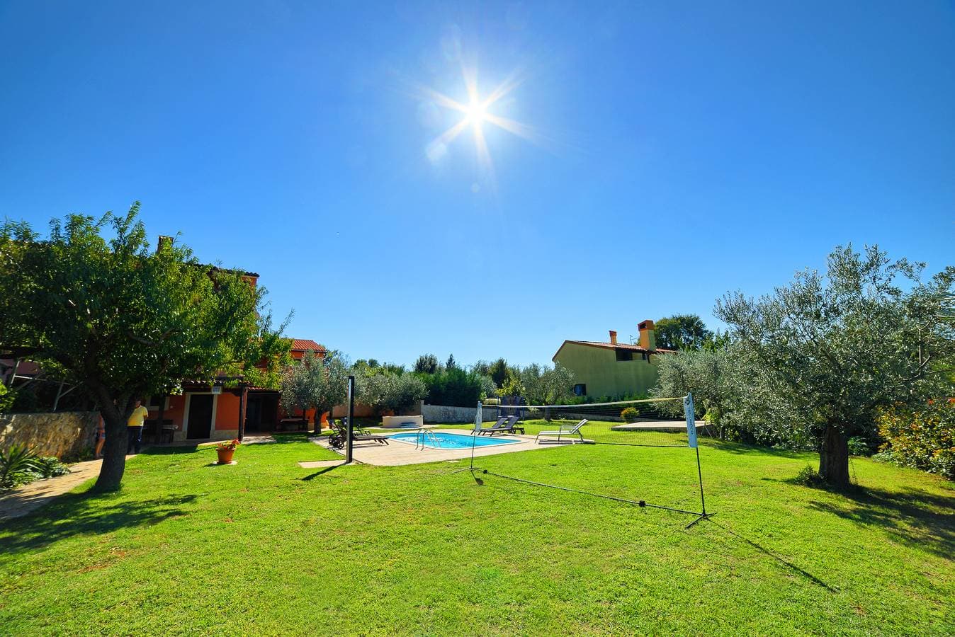 Foto 8 von 26: Ferienwohnung für 4 Personen mit Pool