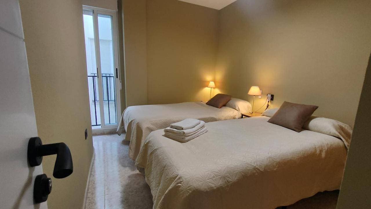 Foto 8 von 38: Three-Bedroom Apartment with Sea View