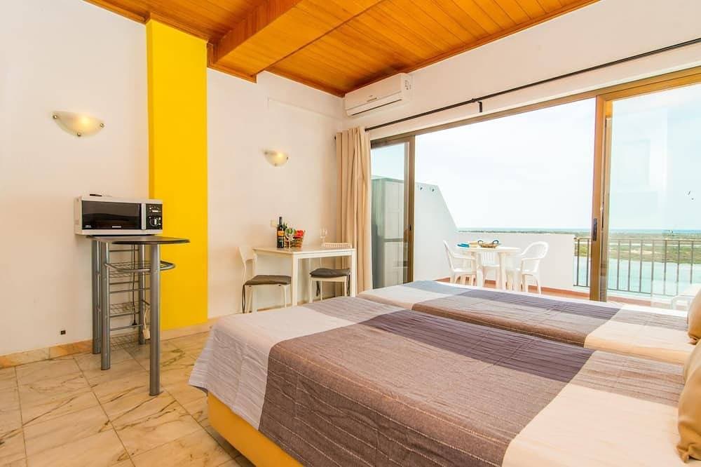 Foto 4 von 30: Studio Apartment with Sea View