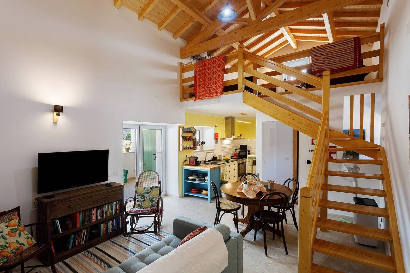 Foto 6 von 34: Landhaus 'Curva' mit Bergblick, privatem Pool und WLAN