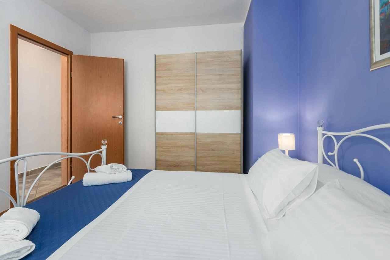 Foto 12 von 26: Ferienwohnung mit Klimaanlage und Terrasse