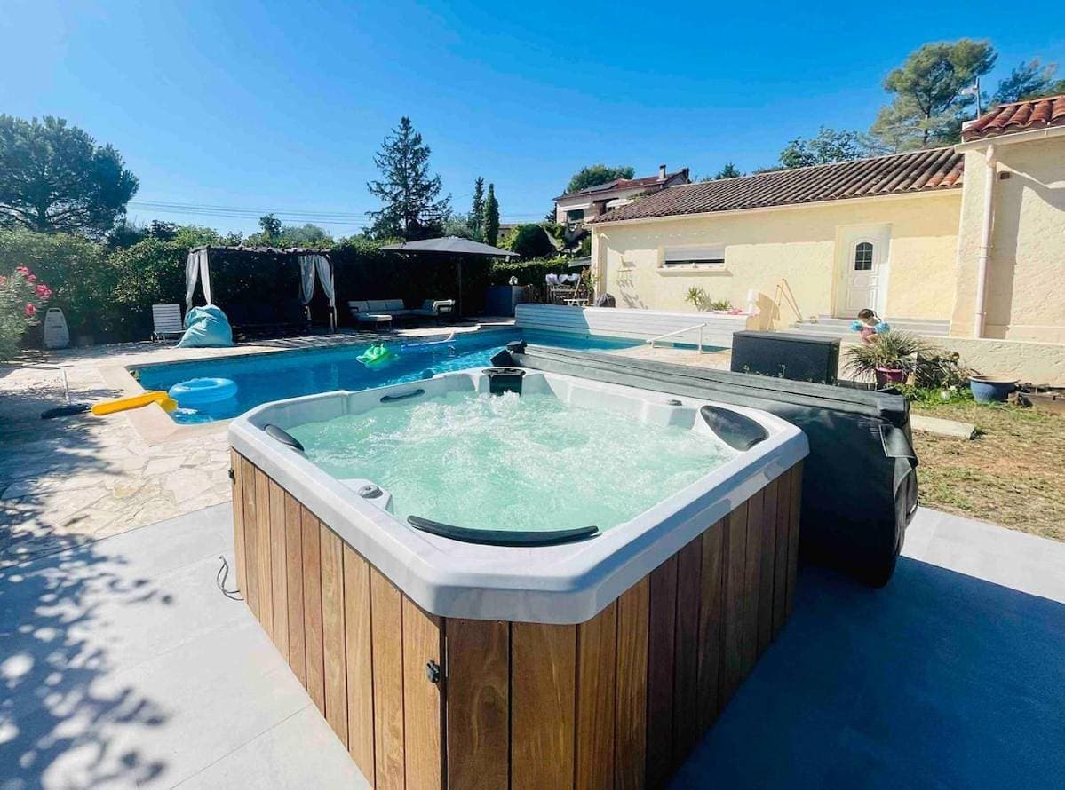 Villa Provençale 10 pers, Piscine Chauffée, Spa Jacuzzi, 20 min Cannes-Nice 1