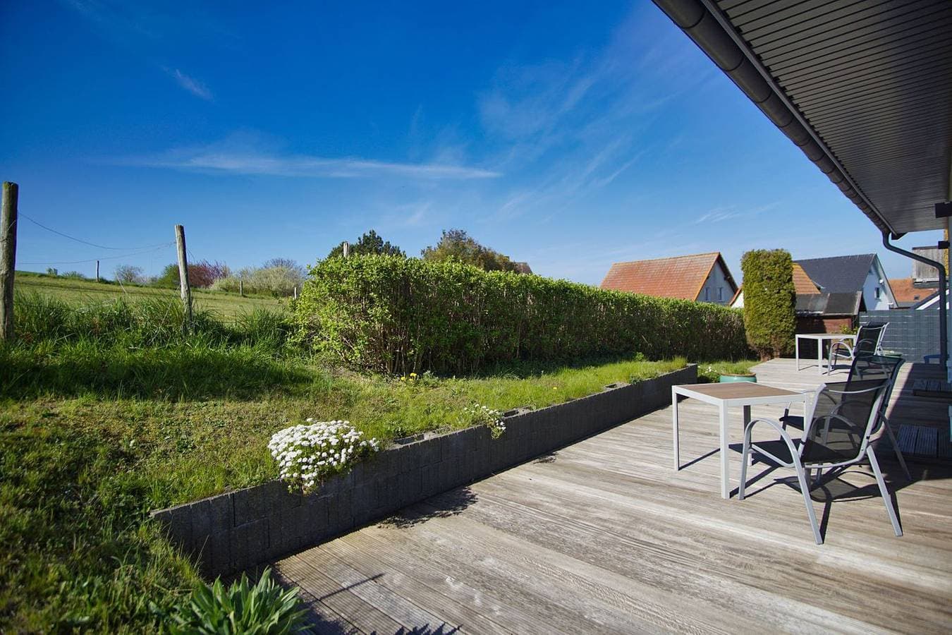 Foto 9 von 24: Ferienwohnung mit Terrasse in ruhiger Lage - Haus Südperd FeWo Strandwinde
