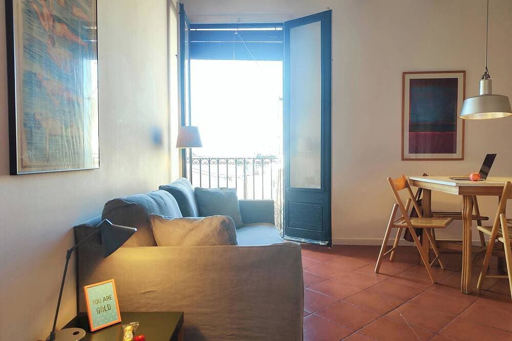 Foto 9 von 16: Sunny, Central & Tranquil. 1br. Plaça Catalunya Rb
