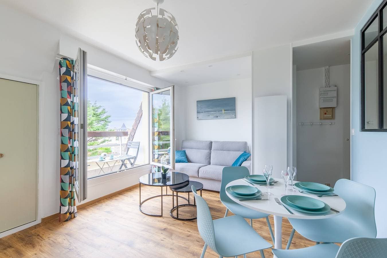 Foto 2 von 15: Ferienwohnung für 4 Personen mit Balkon