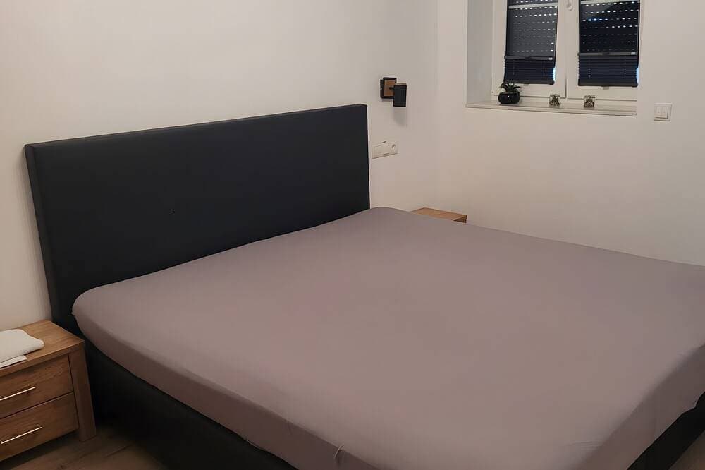 Foto 2 von 16: Ferienhaus 'Sam' mit Seeblick, privater Terrasse und WLAN