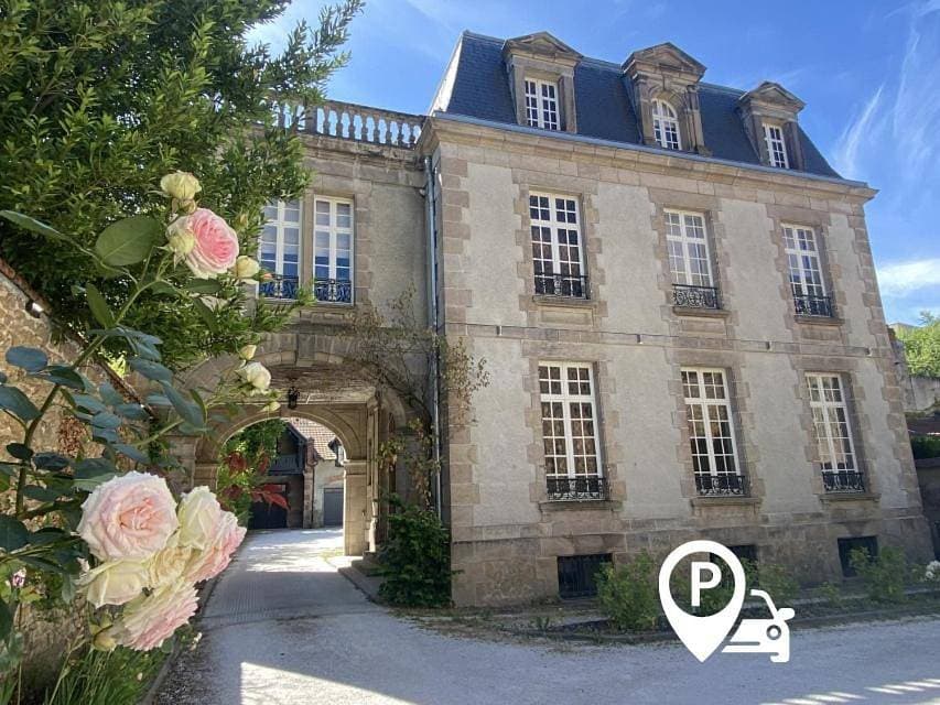 La Villa Beaupeyrat - Appart Hôtel de charme avec cuisines équipées dans bâtisse de caractère à 400m du cœur de ville de Limoges - Accès autonome 1