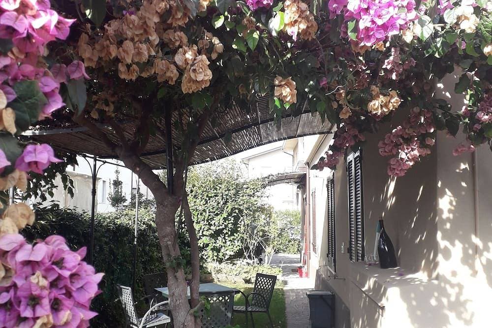 Simone and Simona apartment, relaxation at Lake Garda 1