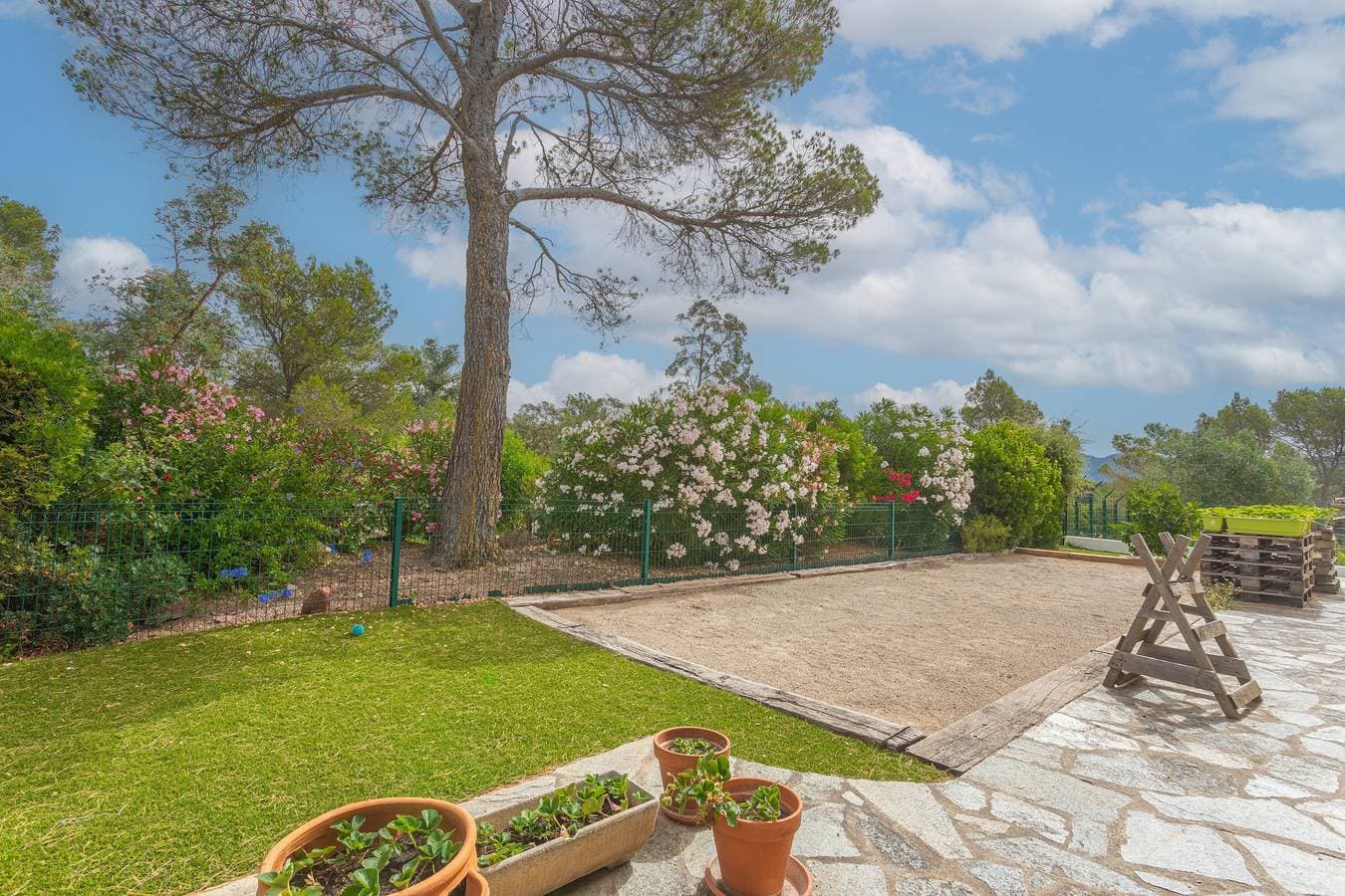 Foto 12 von 20: Villa „Bonheur“ mit privatem Pool, WLAN und Klimaanlage