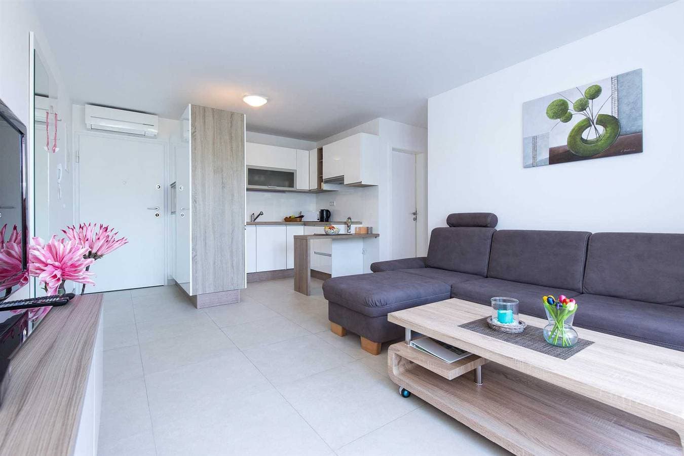 Foto 4 von 17: Apartment Niko 1 mit Terrasse