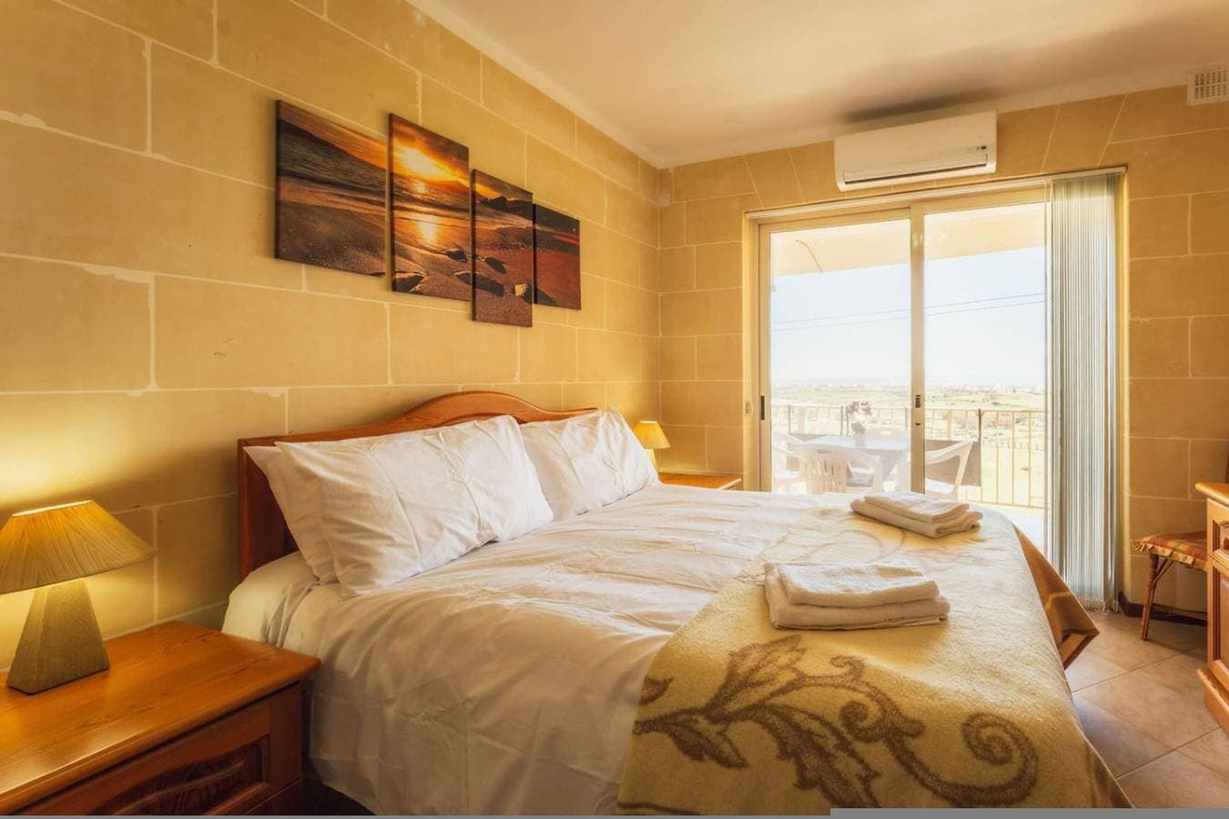 Foto 8 von 29: Ferienwohnung für 2 Personen mit Balkon