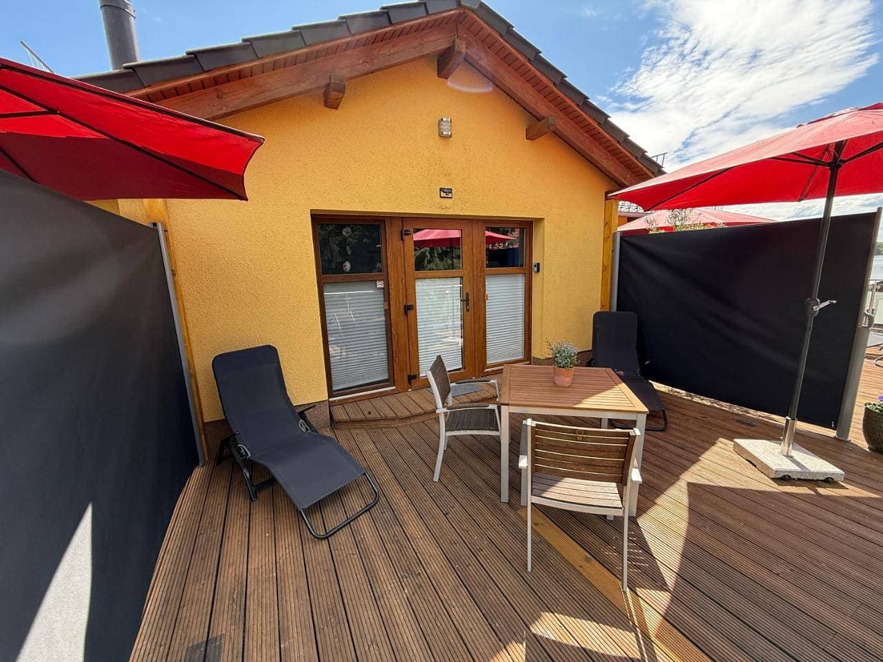 Foto 7 von 13: Studio Apartment with Shower