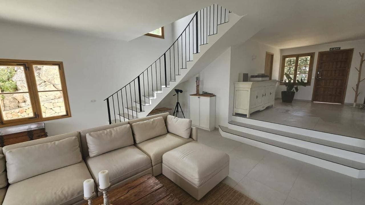 Foto 4 von 46: Four-Bedroom House