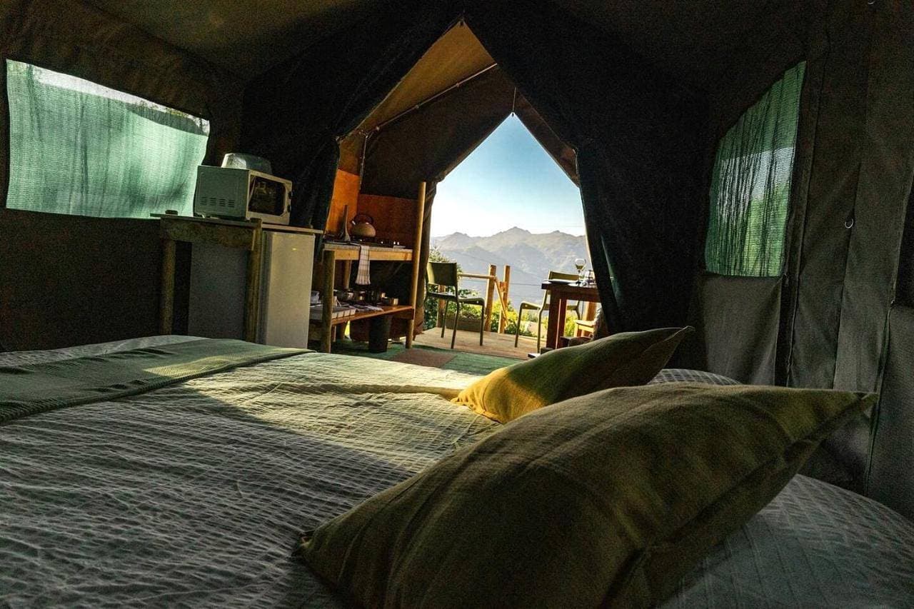 Scenic Safari Glamping Escape with Cávado River Views near Peneda-Gerês in Ventosa, Portugal 1