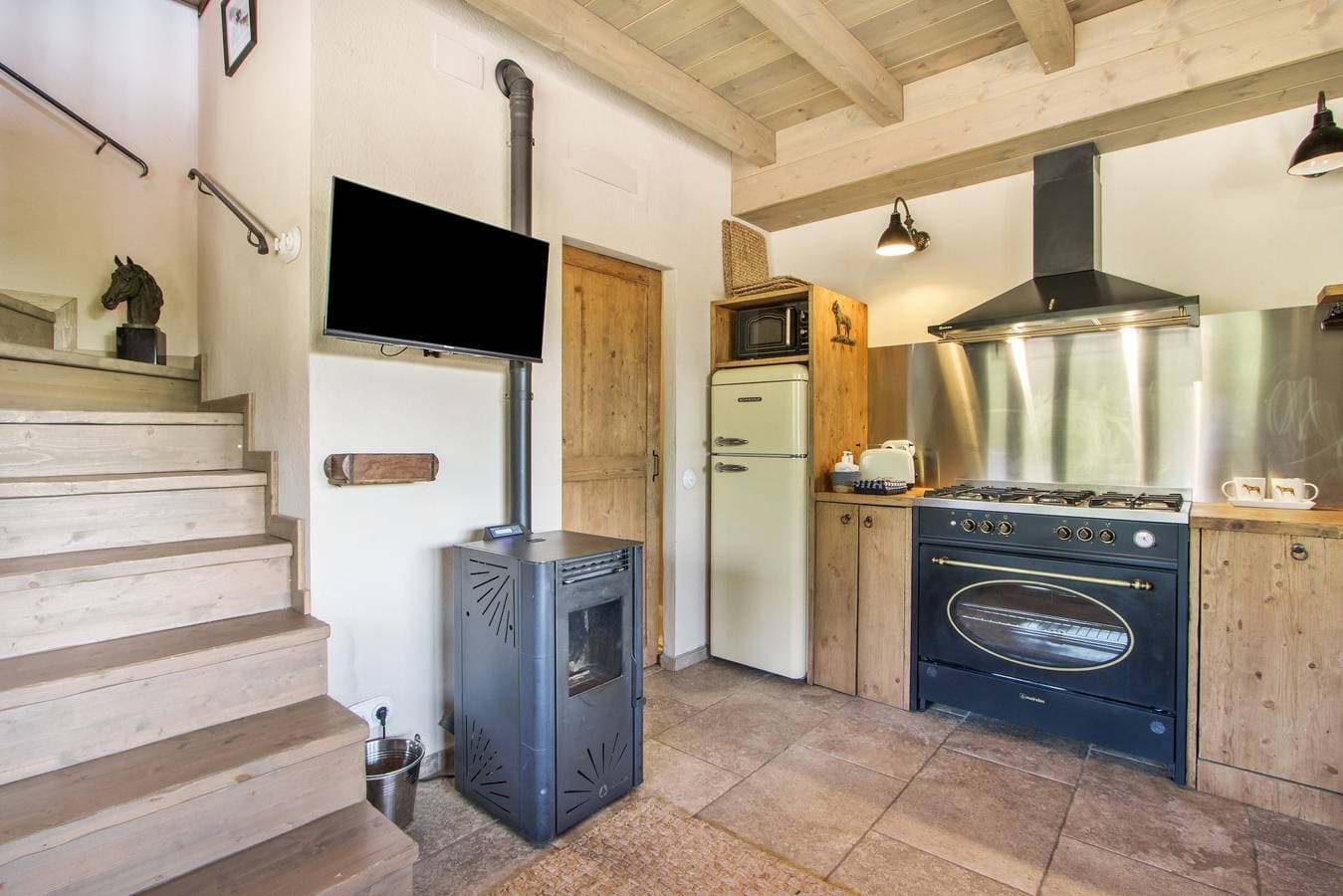 Foto 6 von 26: Apartment 'Touristic Ballonga Horses' mit privater Terrasse, WLAN und Klimaanlage