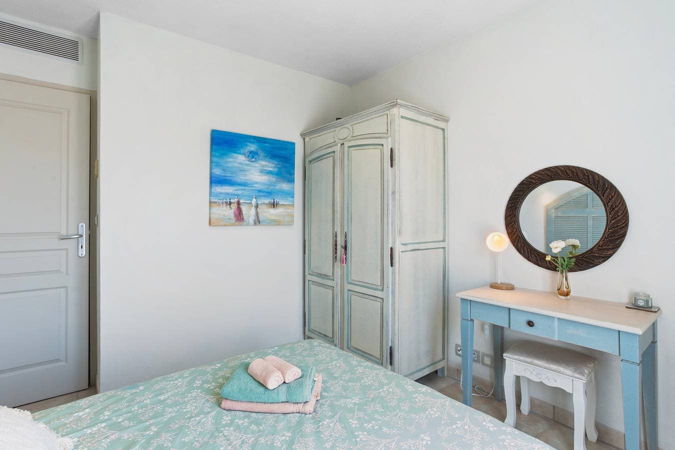 Foto 10 von 26: Lavender Cottage – Charmantes Haus in gesicherter Anlage mit Pool