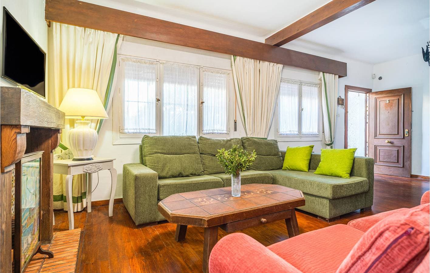 Foto 4 von 23: Airbnb am Strand mit Terrasse und Parkplatz